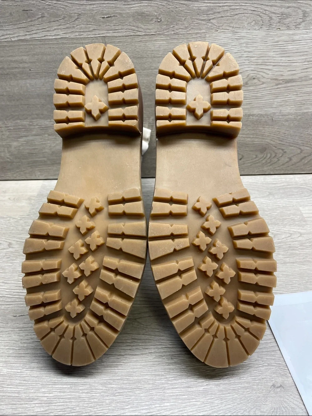 Steve Madden suede chelsea